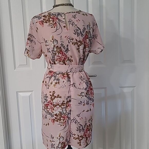 🎁3/$30🎁 Shift Dress Pink Floral w Matching Tie Waist sz L - Picture 5 of 7